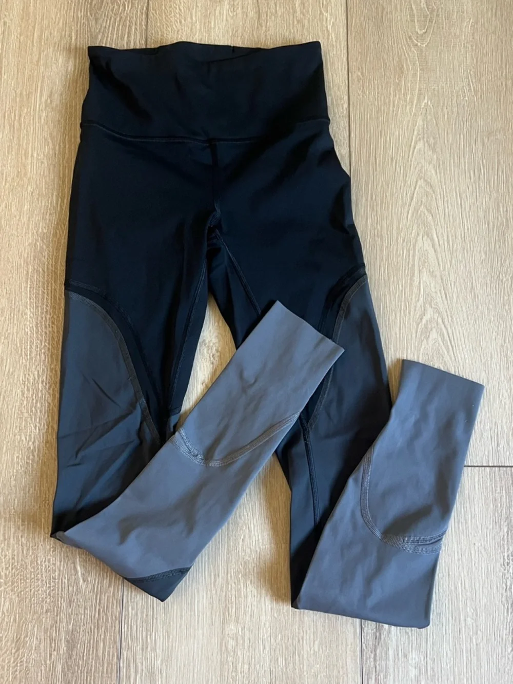 lululemon Color Me Ombré Tights Black Gray Mesh Leggings women’s Sz 2